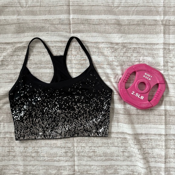 Marika Other - 💪🏻 Marika Black/Silver Medium Long Sports Bra
